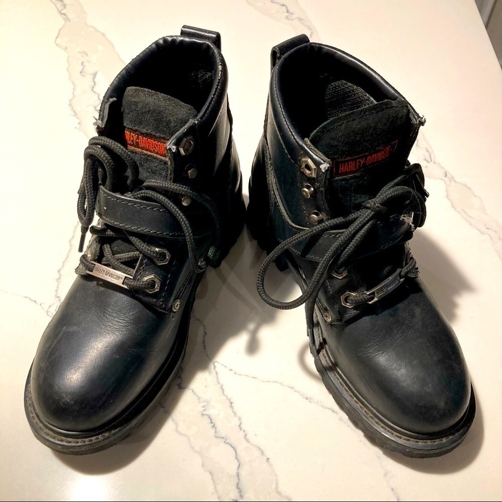 HARLEY DAVIDSON Sz 6 Moto Chunky Sole Thick Leather Zipper and Buckles Booties